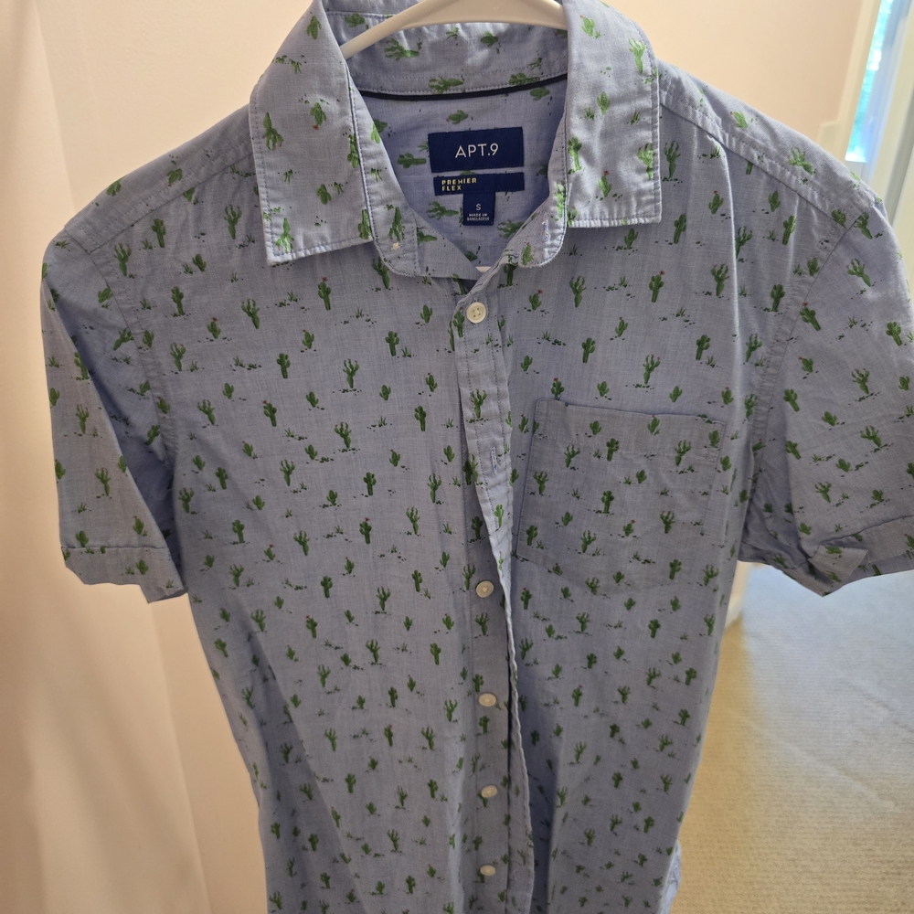 Apt. 9 Green and Gray Casual Button Down Shirt